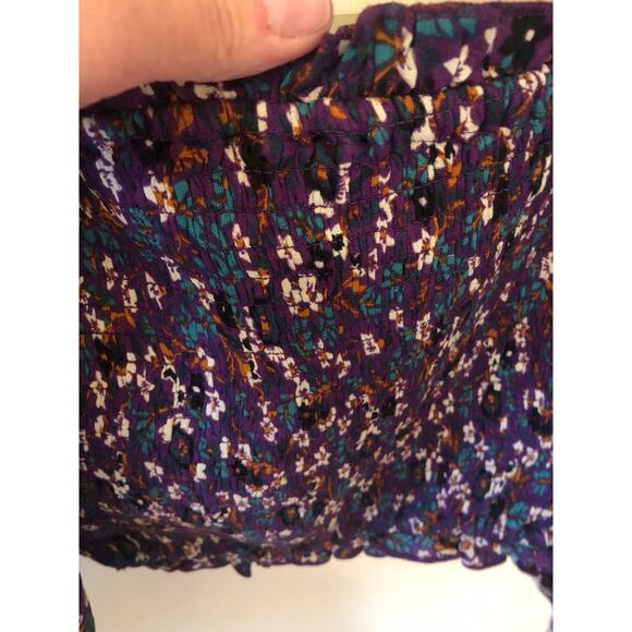Band of Gypsies Band of the Free Womens Agathe Purple Floral Smocked Top Size XS - Picture 4 of 8
